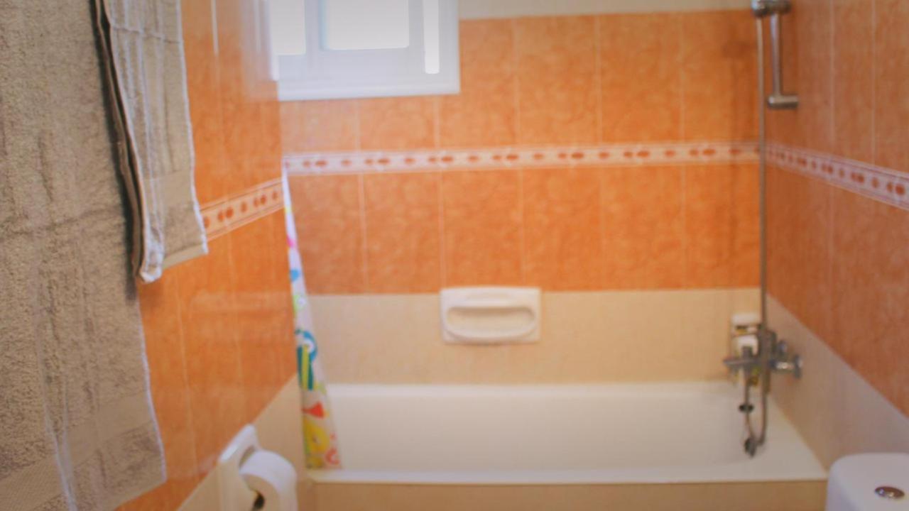 Chloraka- 2 Bedrooms - Pool Luaran gambar